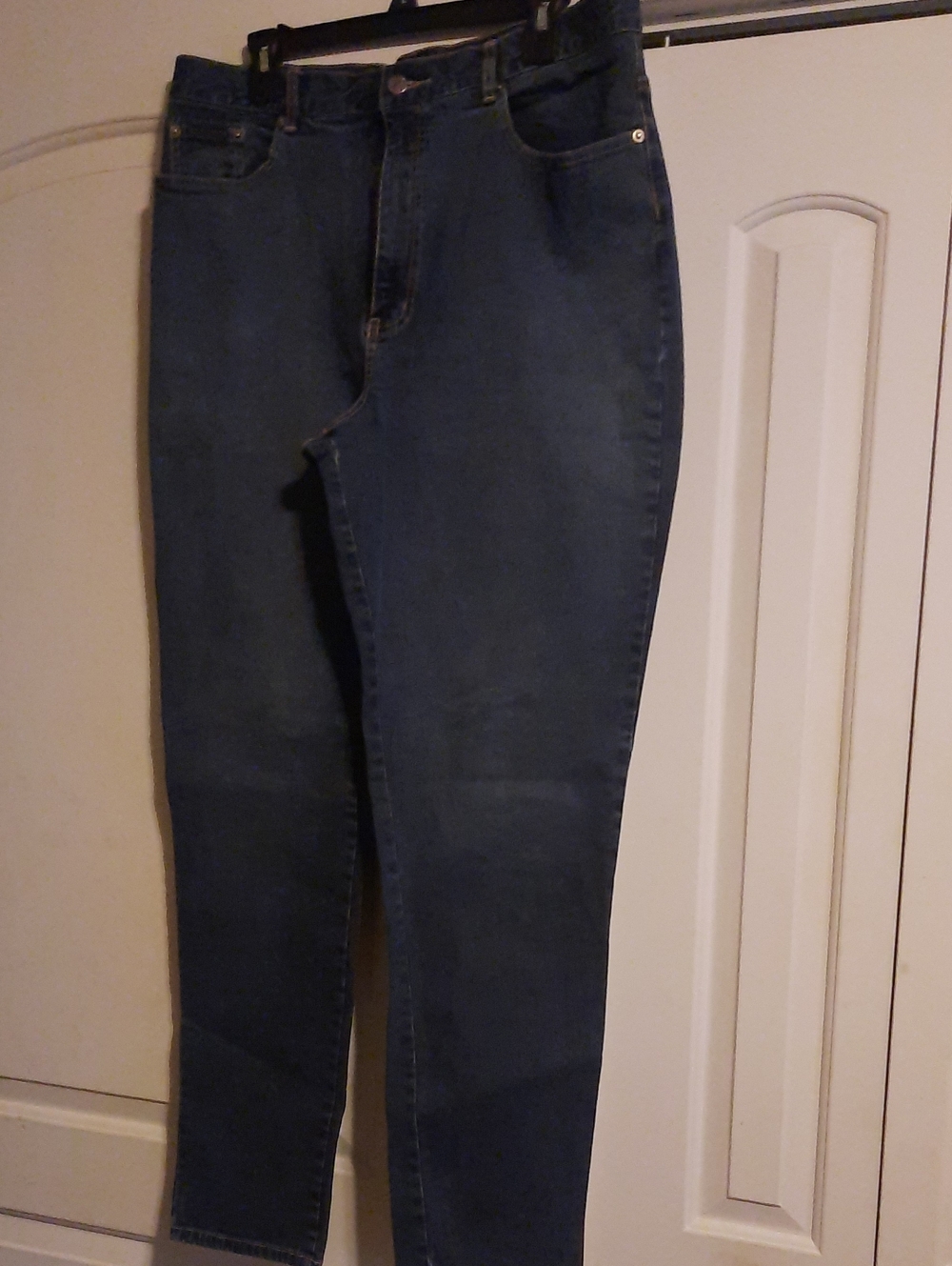 New York & Company Women's Straight Leg Jeans - Dark Blue
